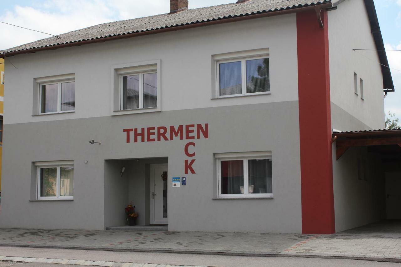 Appartementhaus Thermeneck Laa an der Thaya Exteriör bild